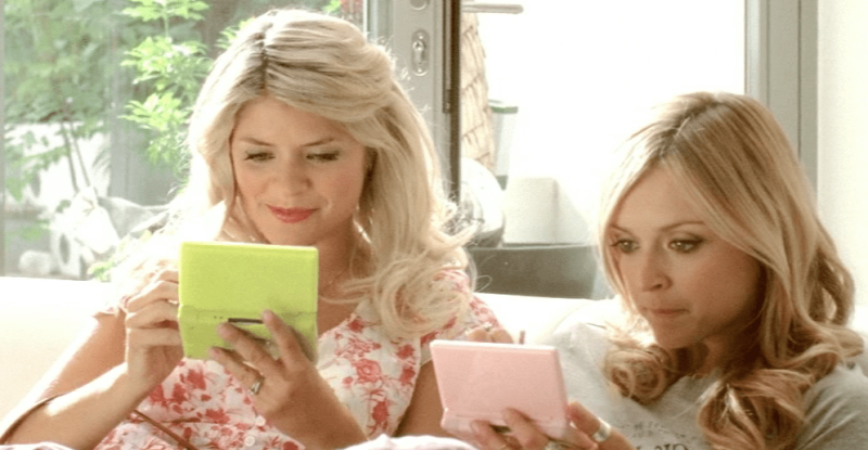 NINTENDO – Ferne and Holly